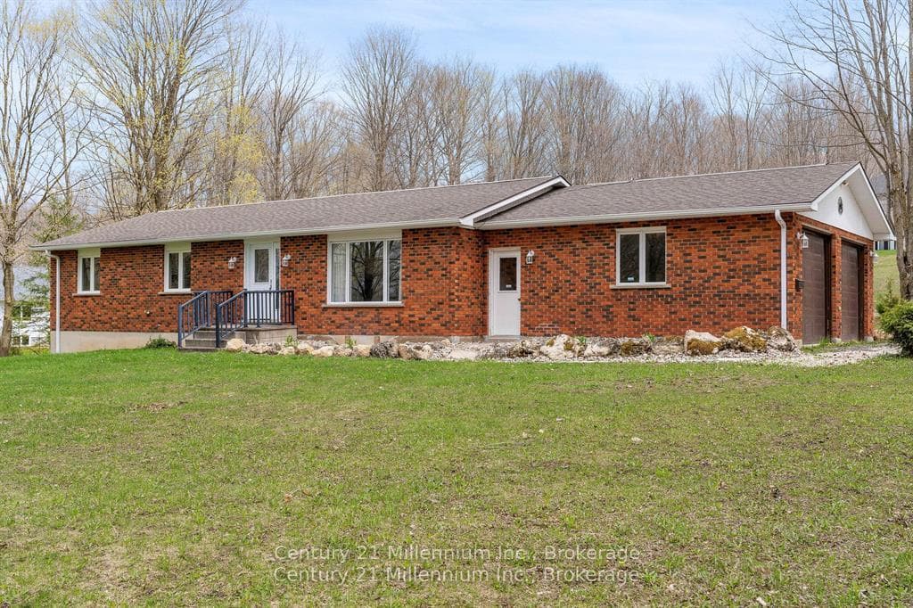 205 Napoleon Street photo 2