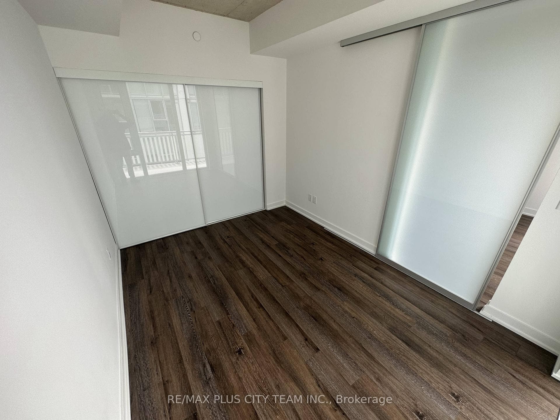 45 Baseball Place Unit 811 photo 11
