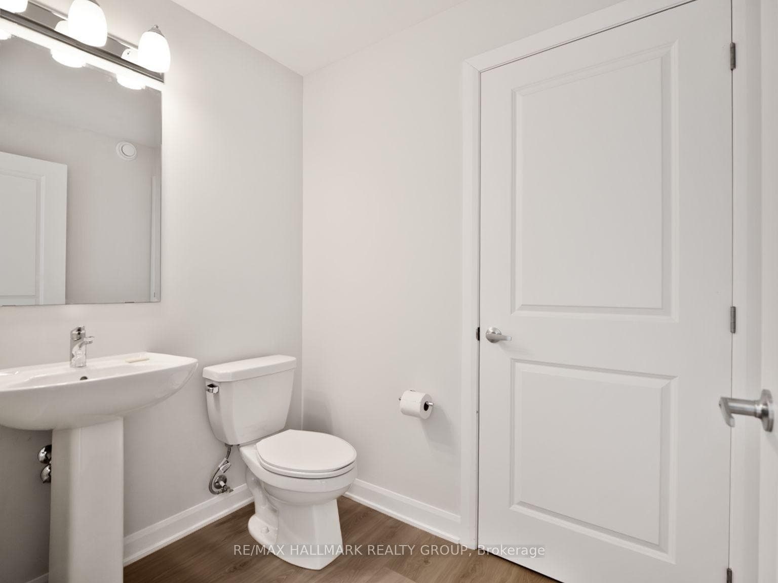 301 Glenroy Gilbert Drive Unit 15 photo 5