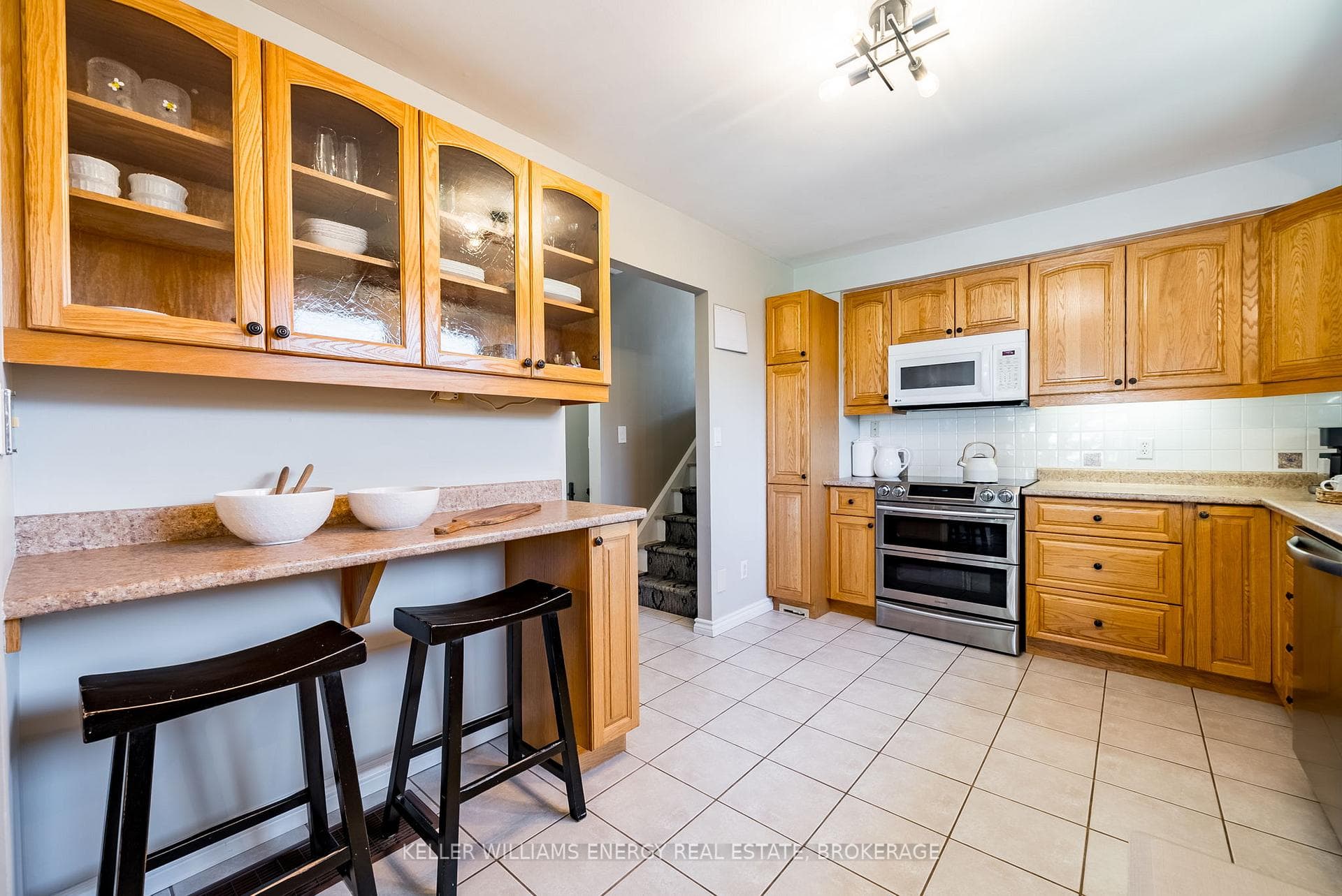 565 Carlisle Street photo 13