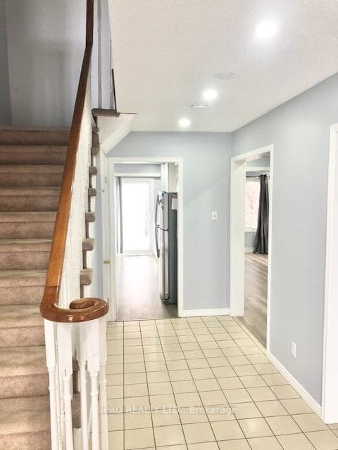112 Dumfries Avenue photo 8