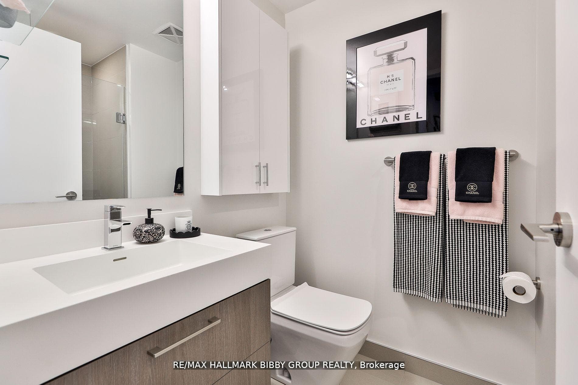 1 Yorkville Avenue Unit 5008 photo 18