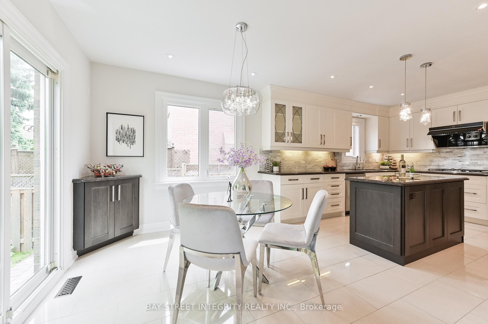 35 Holbrook Court photo 14