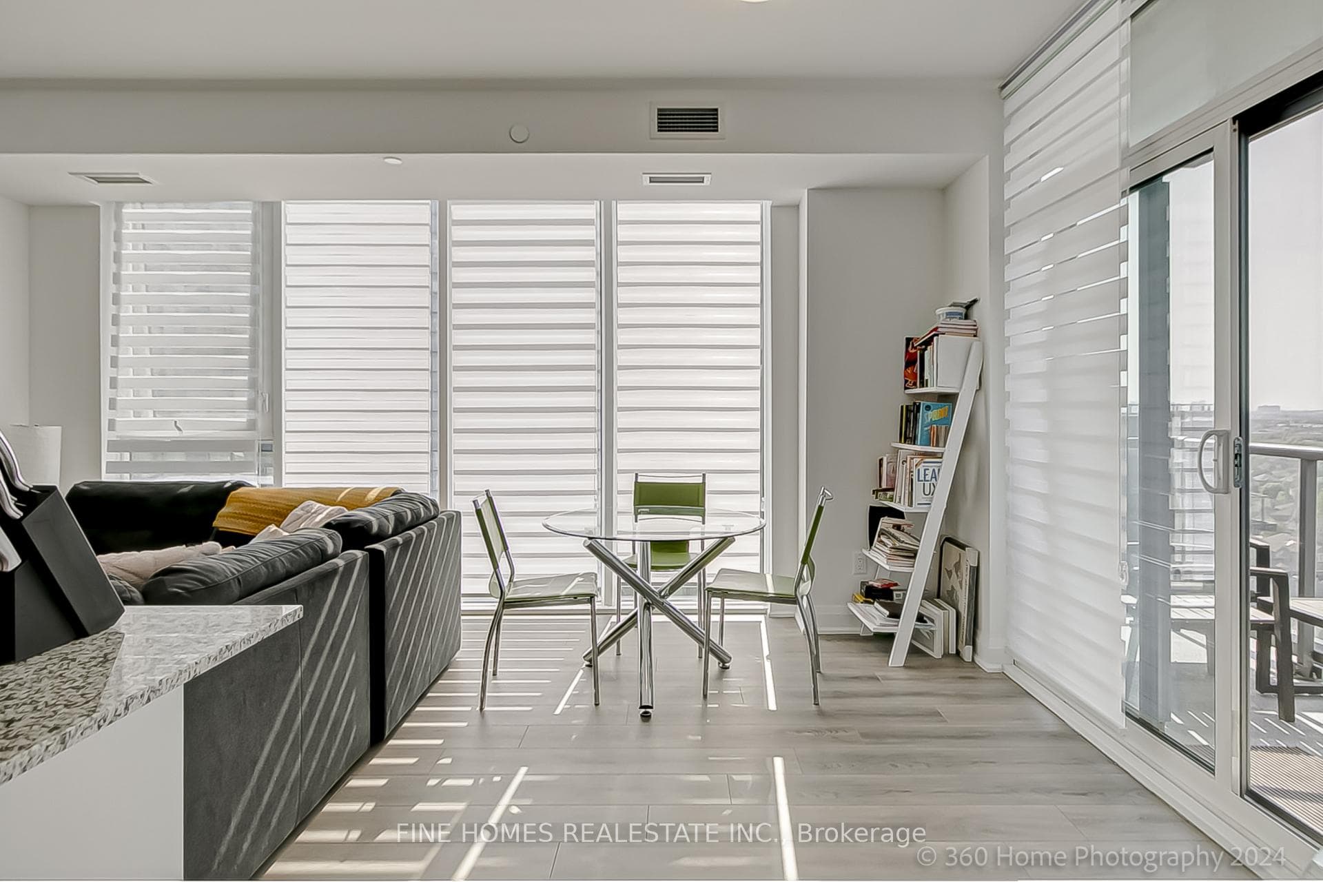 20 Gatineau Drive Unit 1508 photo 7