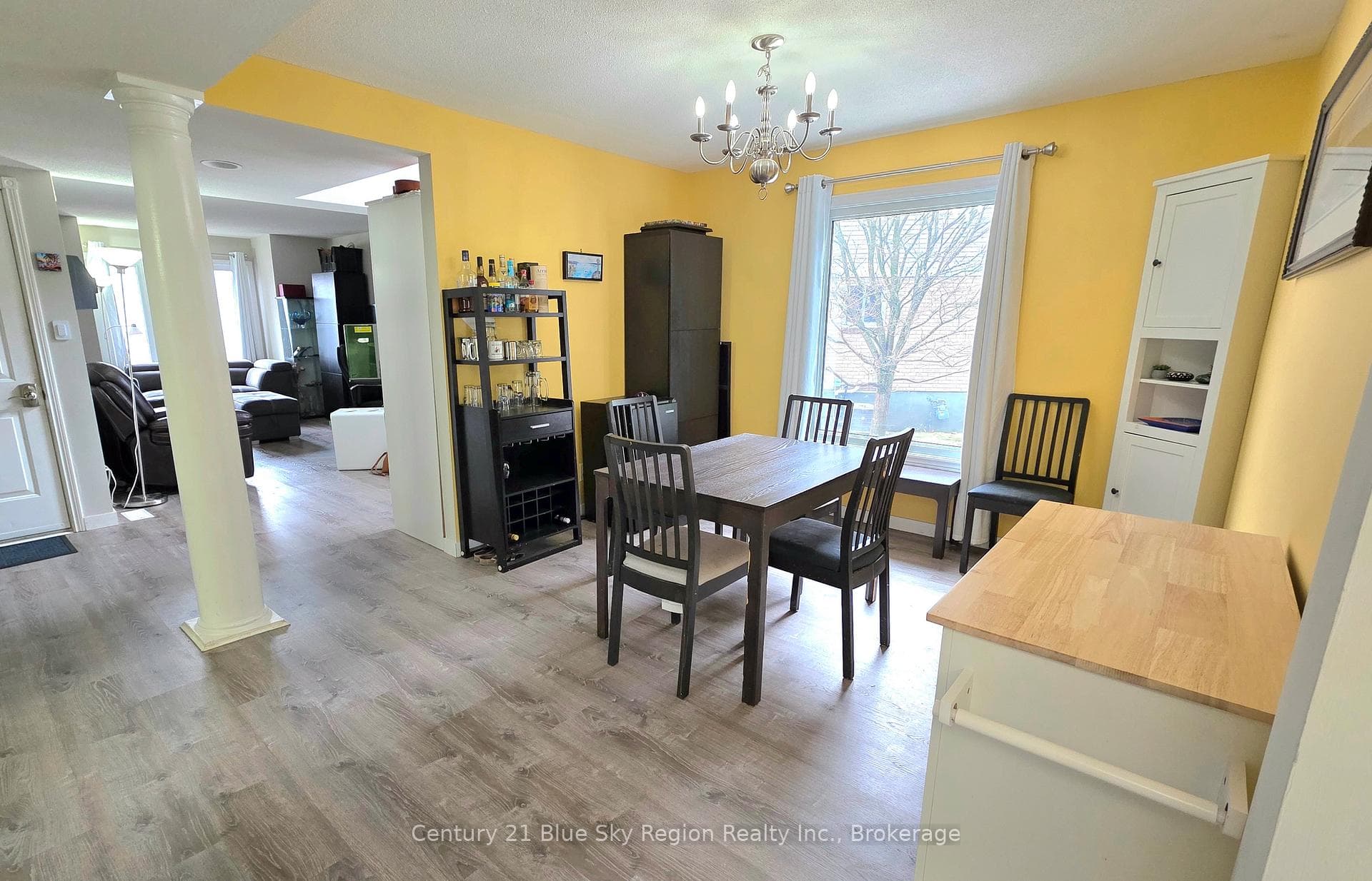 653 Tackaberry Drive photo 8