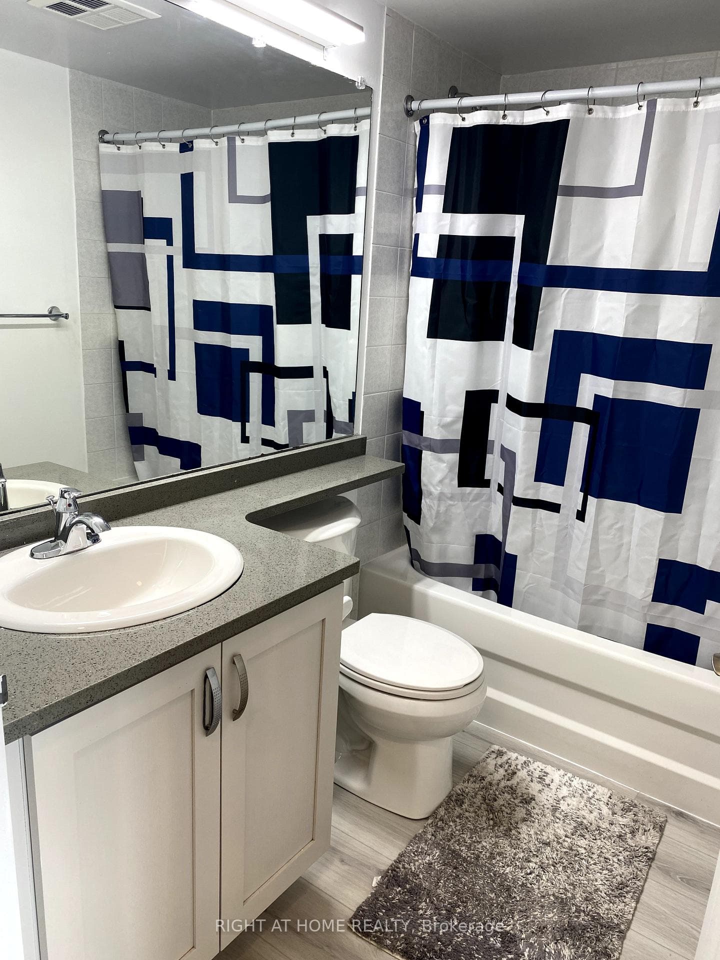 1625 Pickering Parkway Unit 909 photo 16