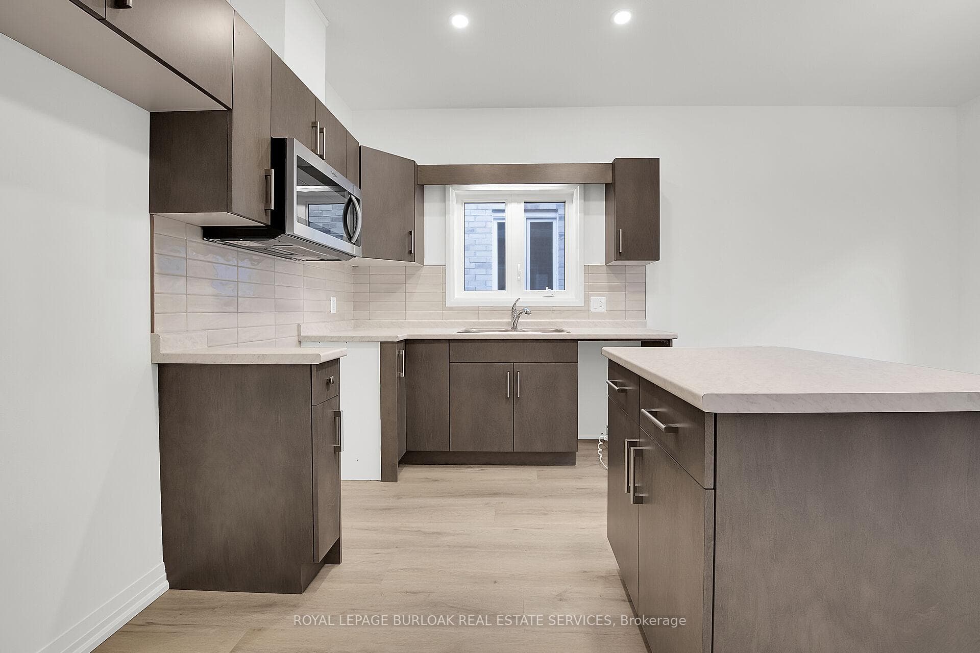 35 Willson Drive photo 11