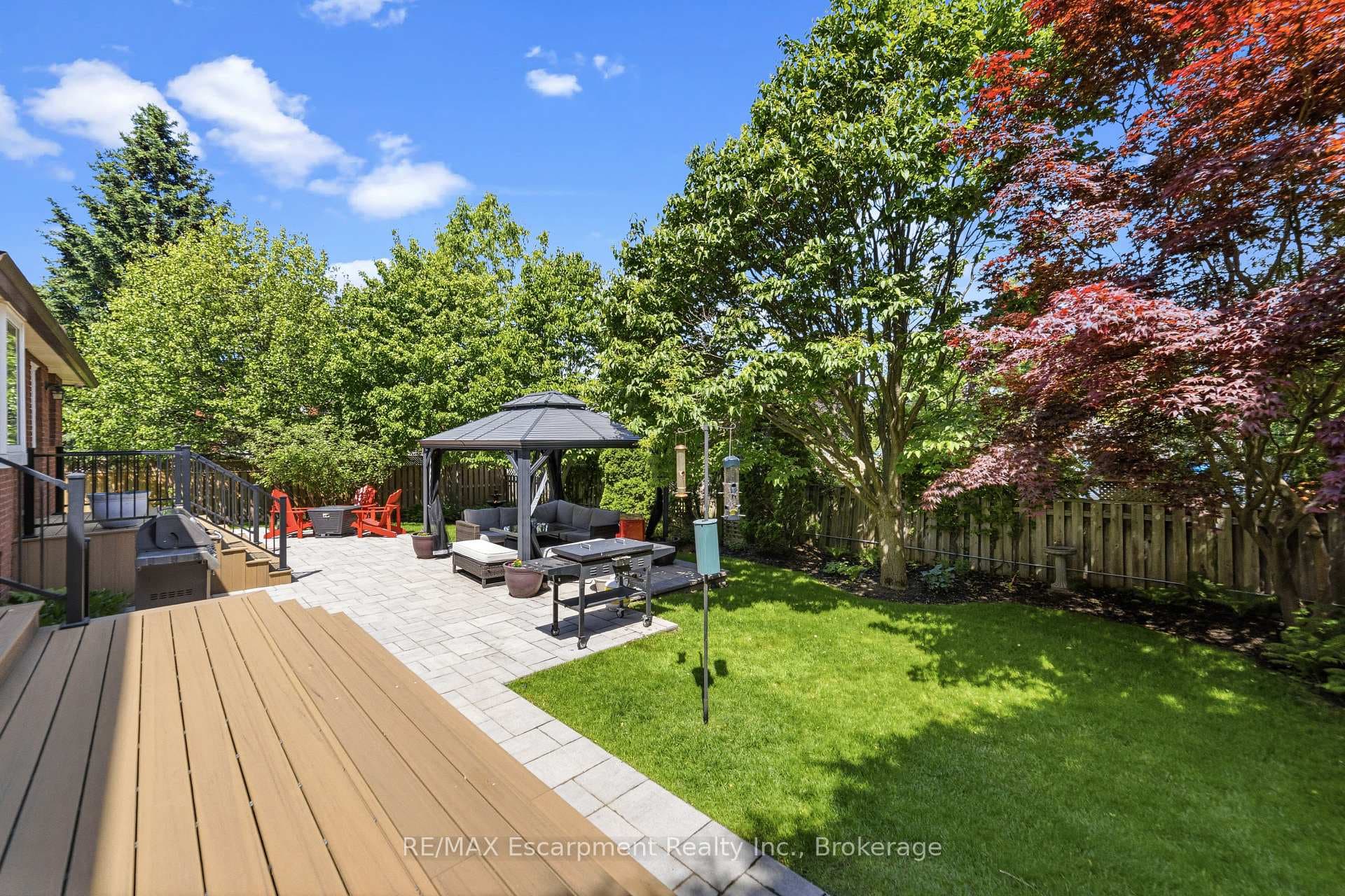 449 Roymor Crescent photo 4
