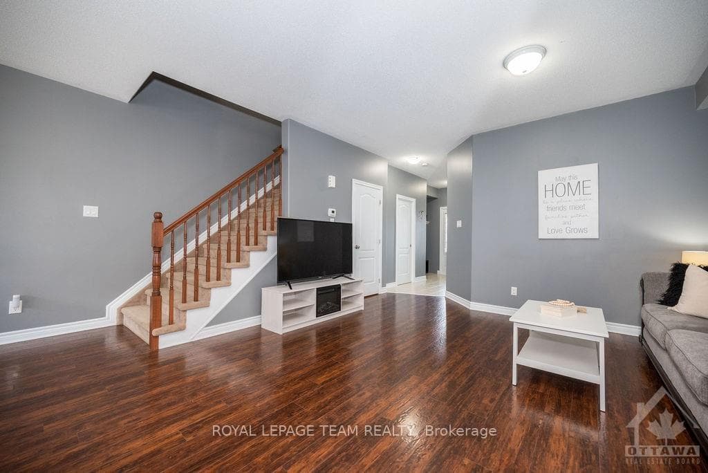 32 BELLWOOD Drive photo 6