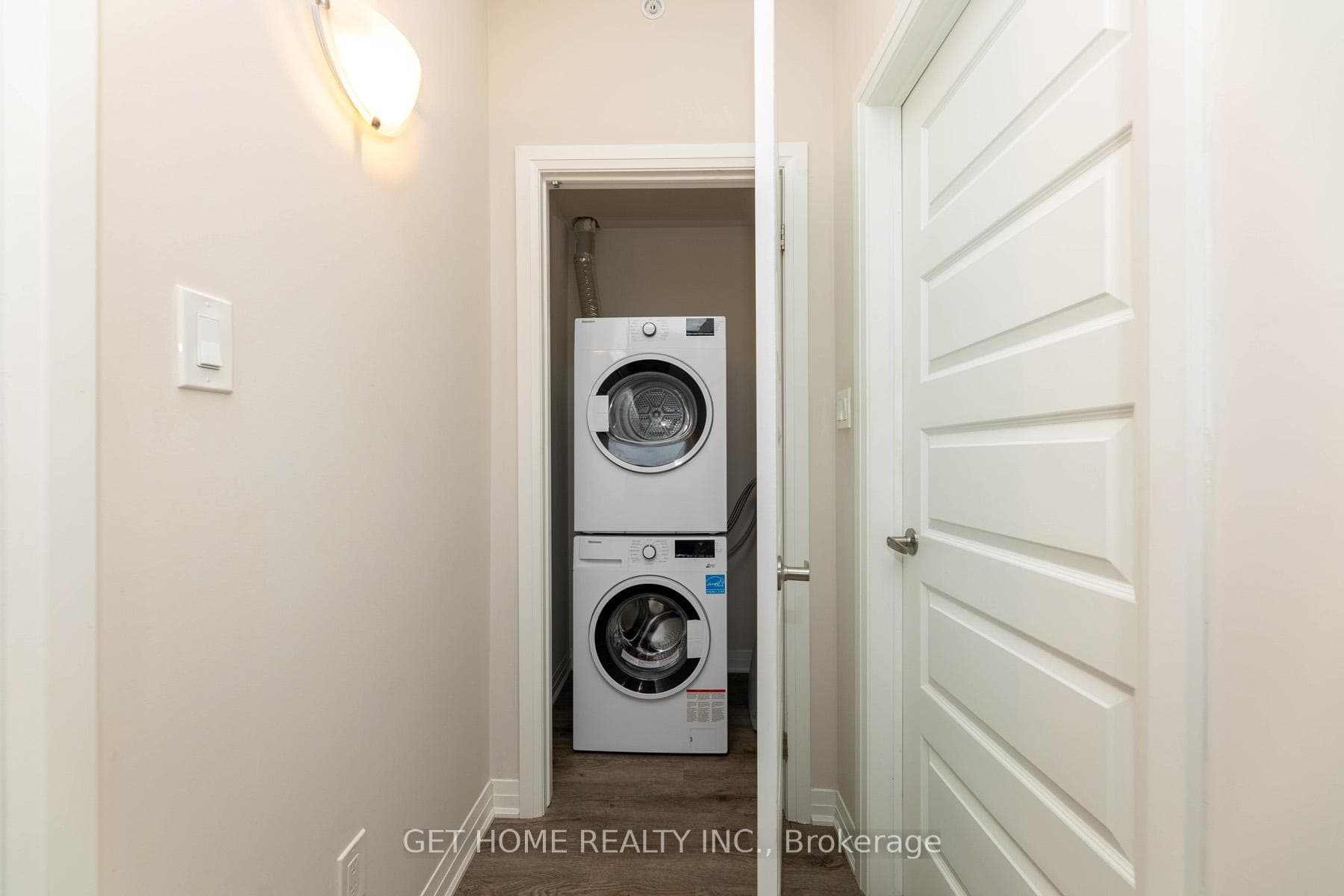 610 Farmstead Drive Unit 511 photo 13