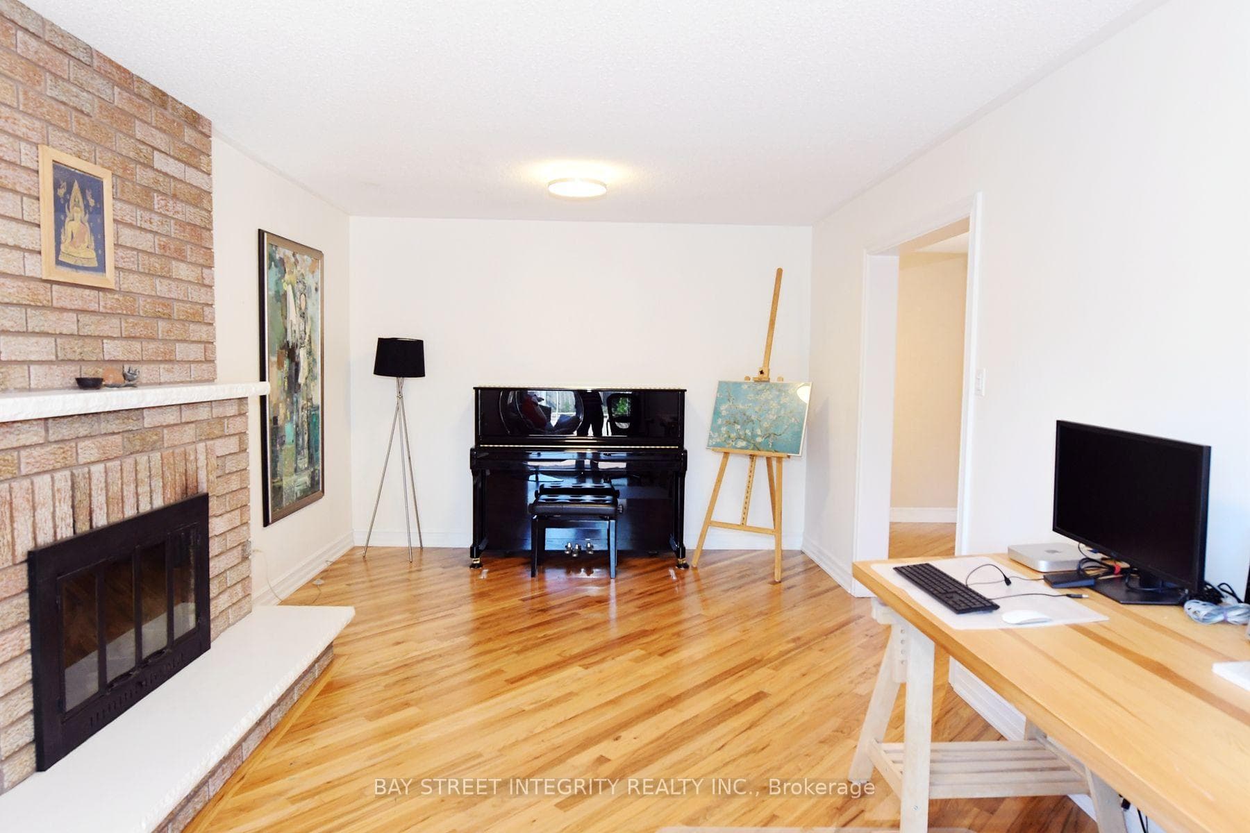 1213 Rosethorne Road photo 14