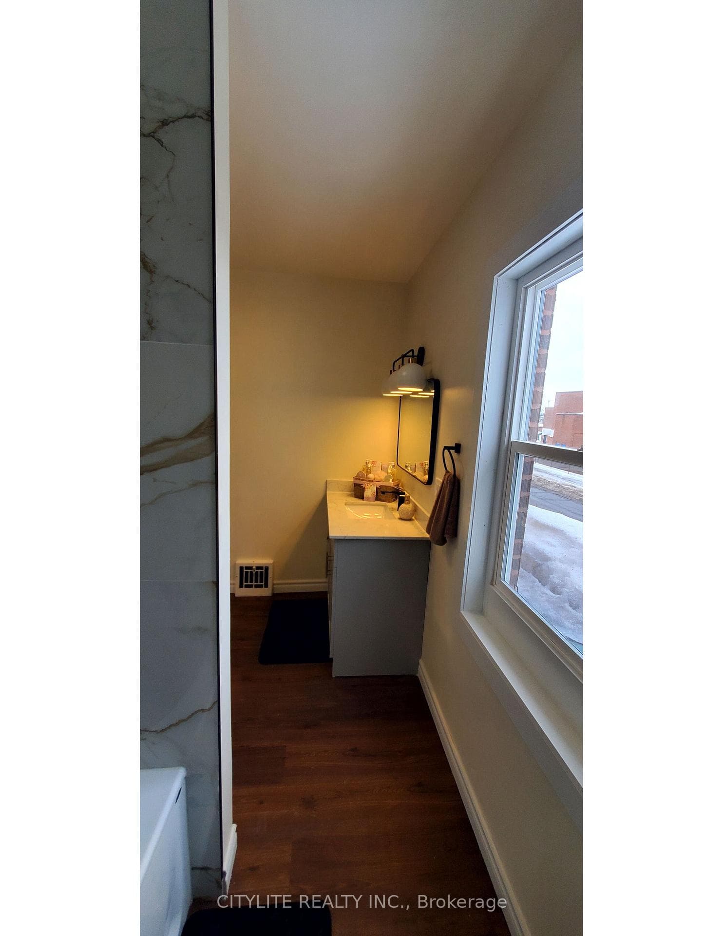 244 Albert Street photo 19
