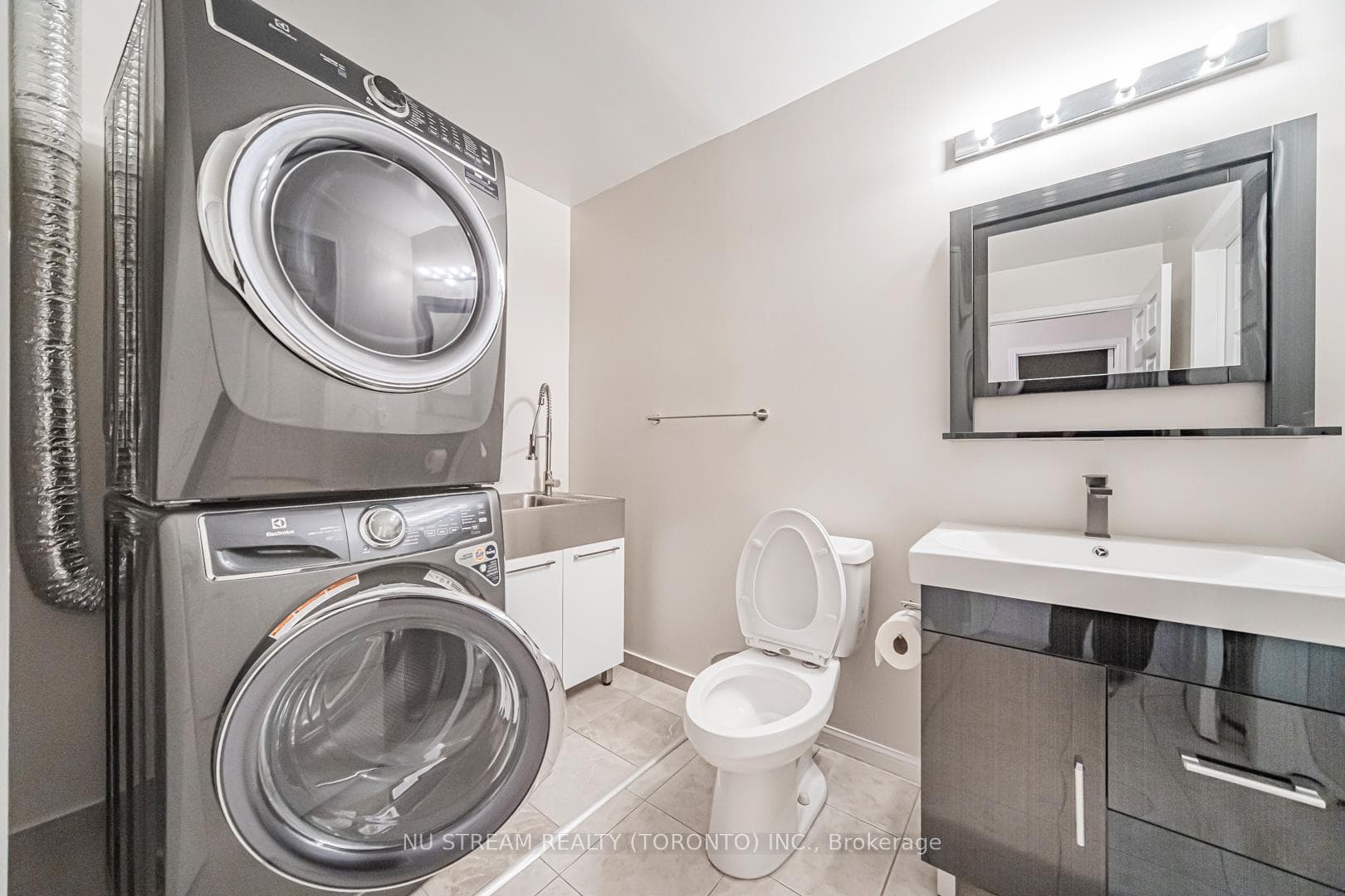 7 St Moritz Way Unit 5 photo 18