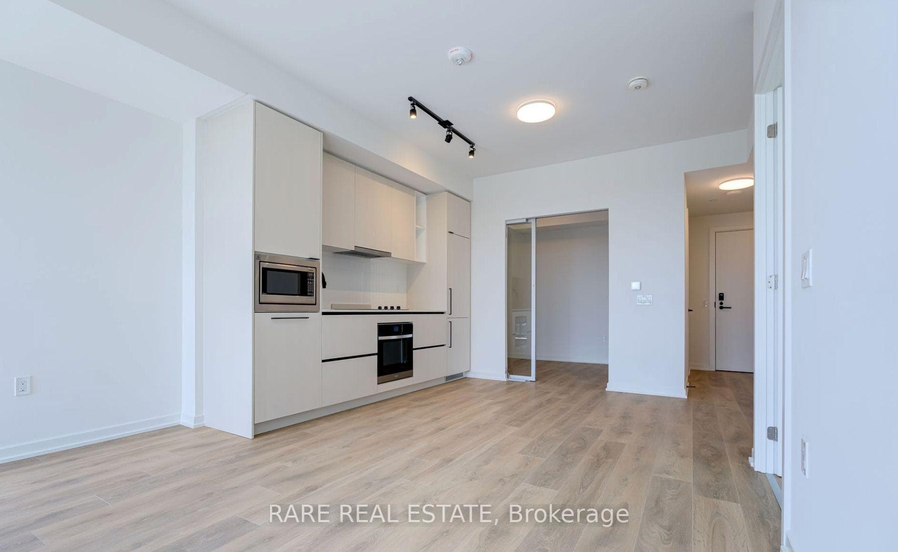 1285 Dupont Street Unit 1502 photo 3