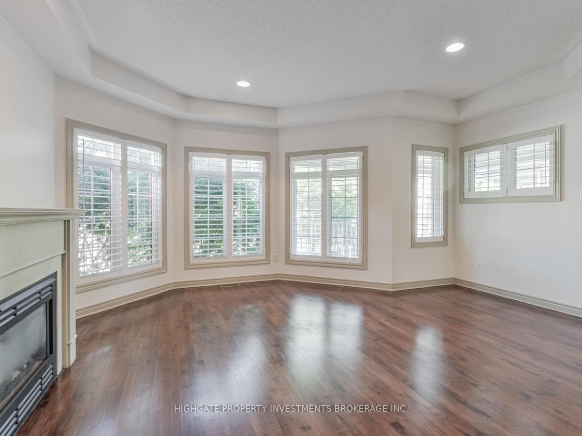 29 The Meadows Avenue photo 6