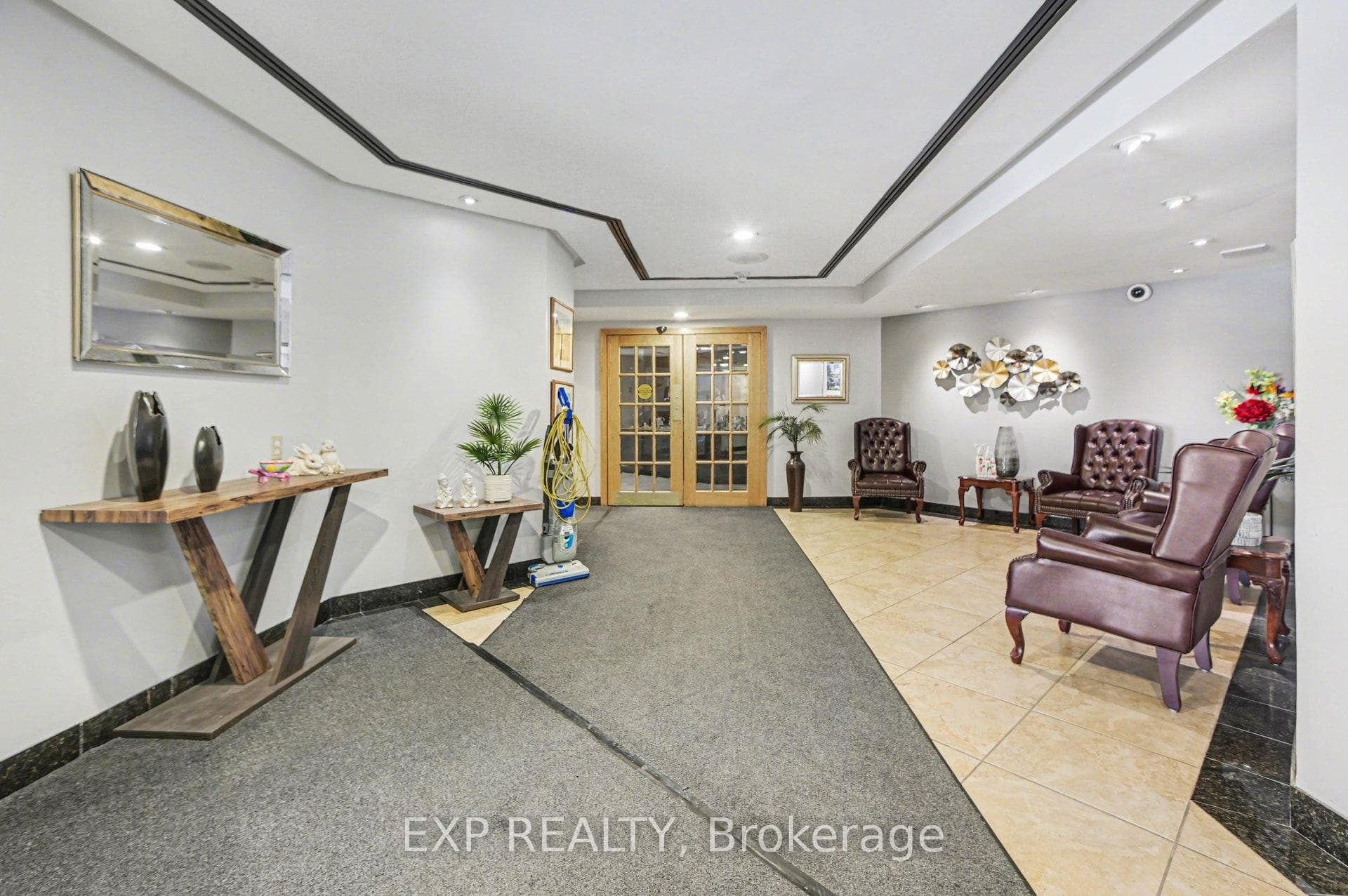 80 Sandcastle Drive Unit 404 photo 18