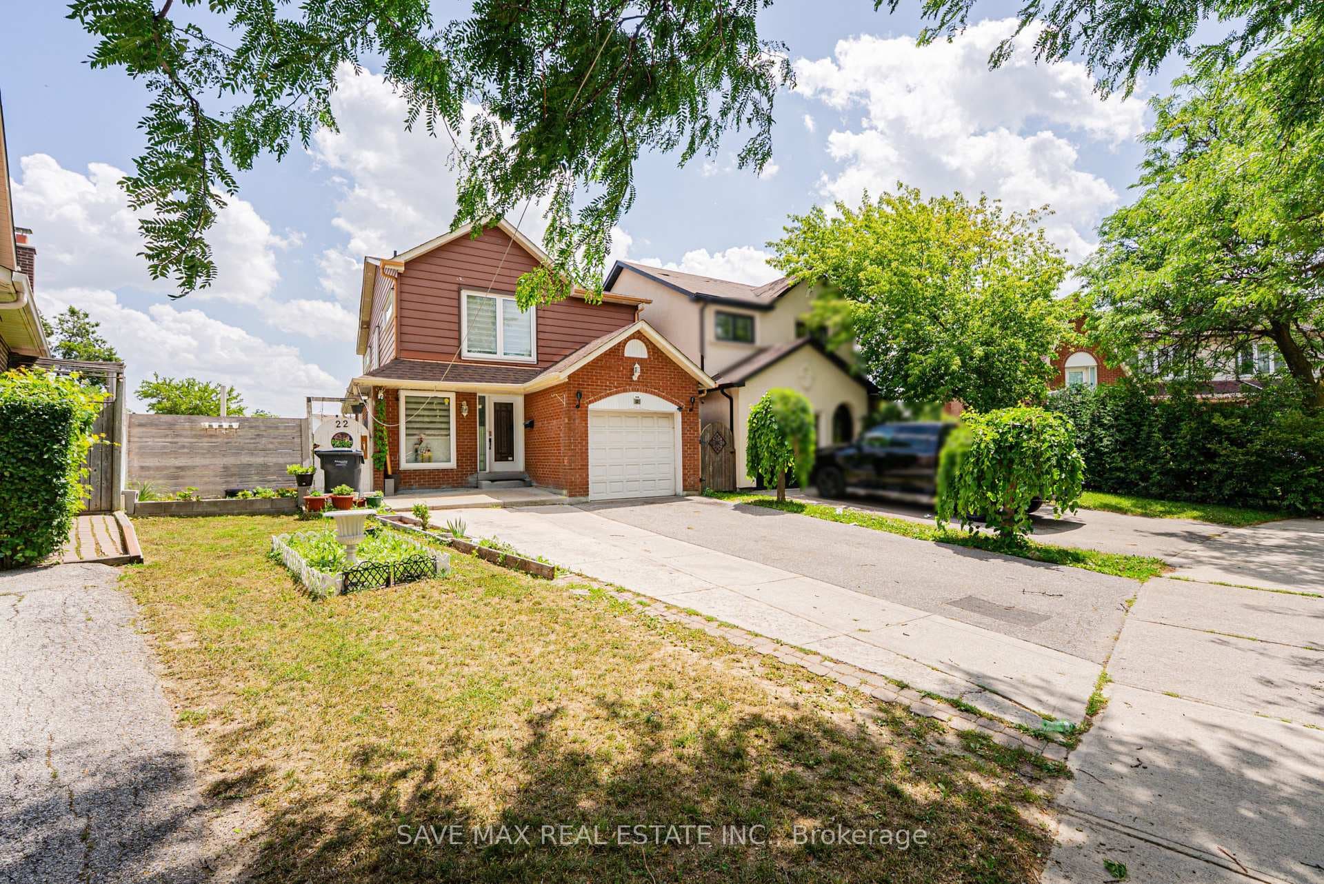 22 Foxacre Row photo 1