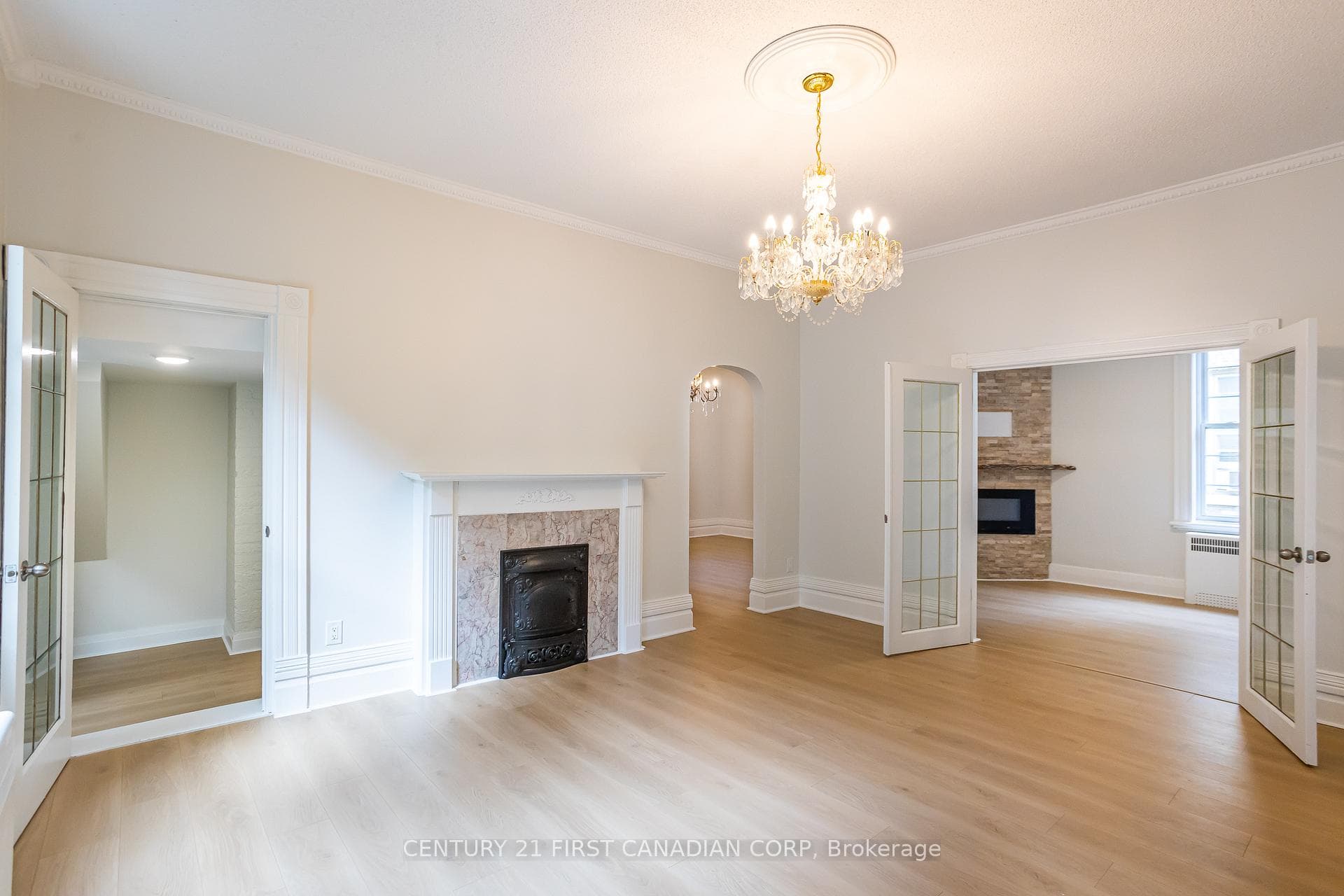706 Waterloo Street Unit 1 photo 8