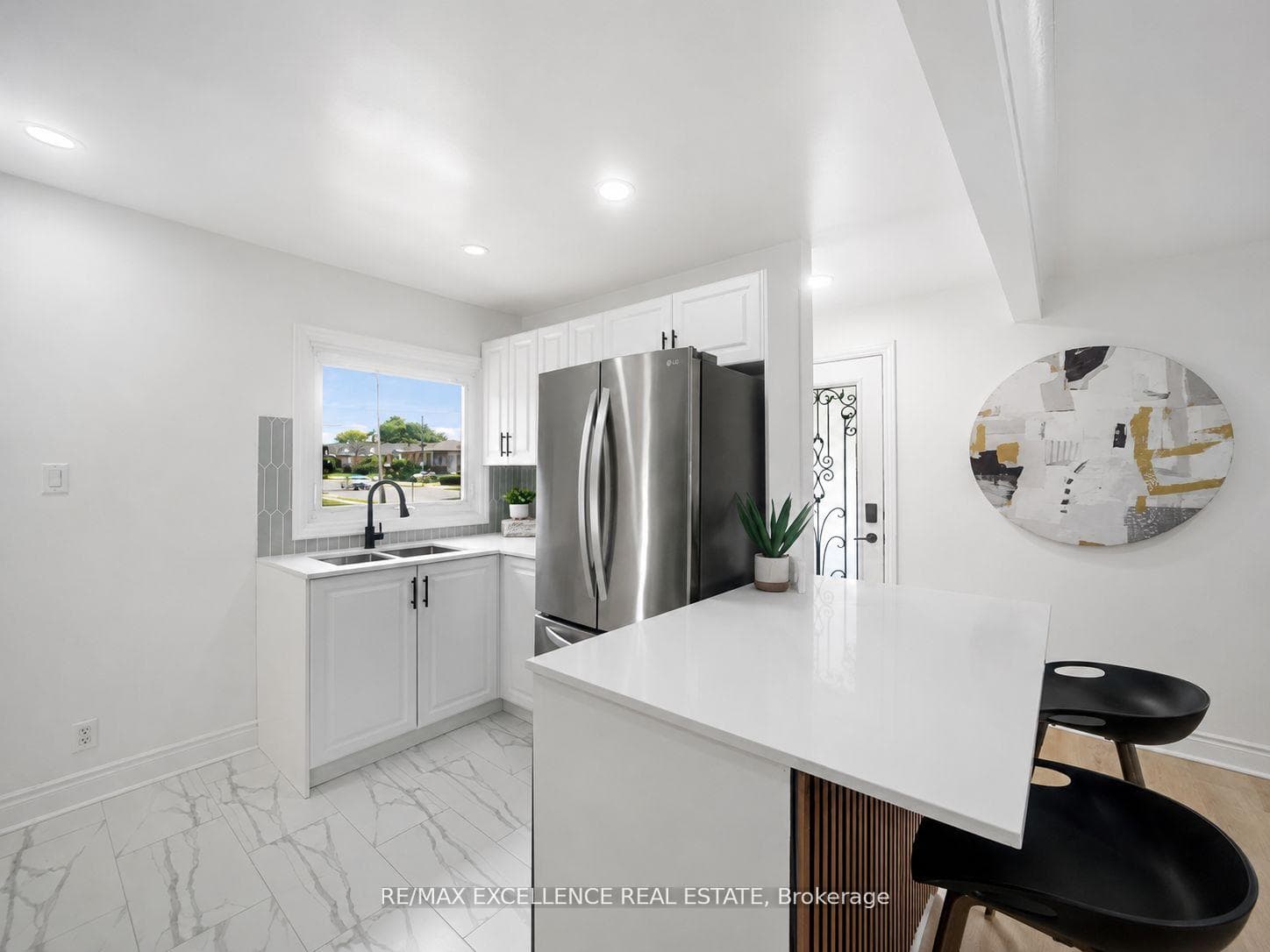 627 Upper Sherman Avenue photo 6