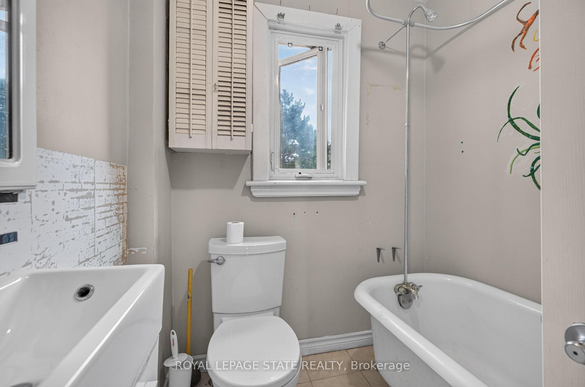 103 Rosemont Avenue photo 31