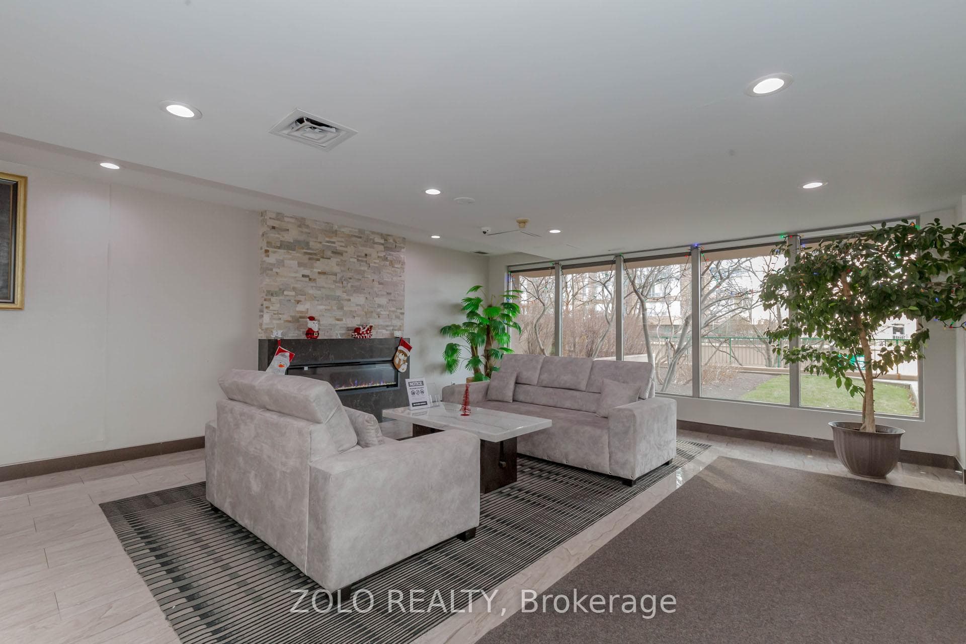 145 Hillcrest Avenue Unit 111 photo 3