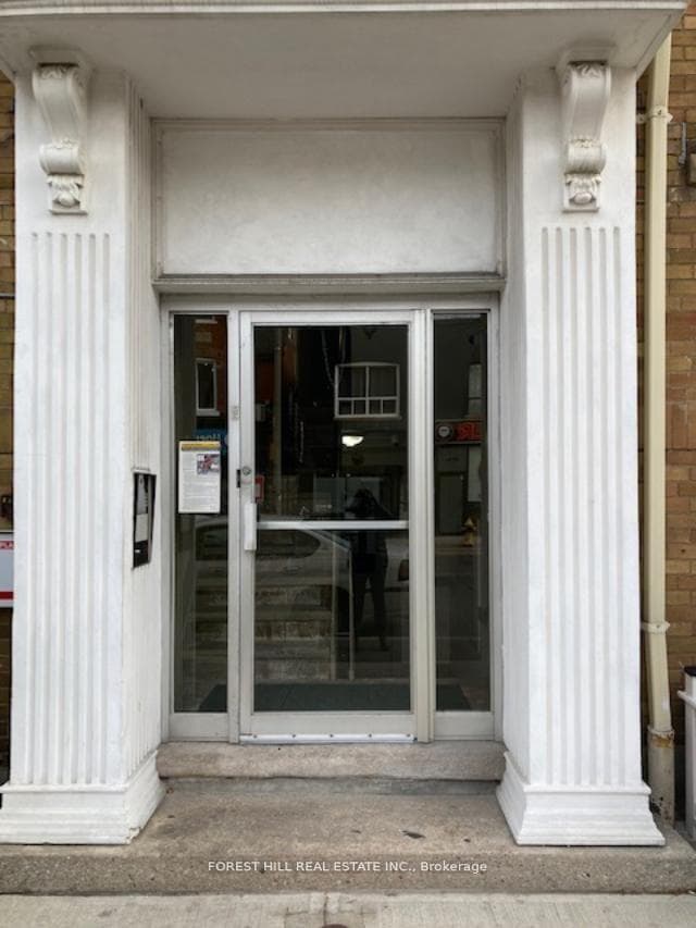 849 Broadview Avenue Unit 17 photo 2