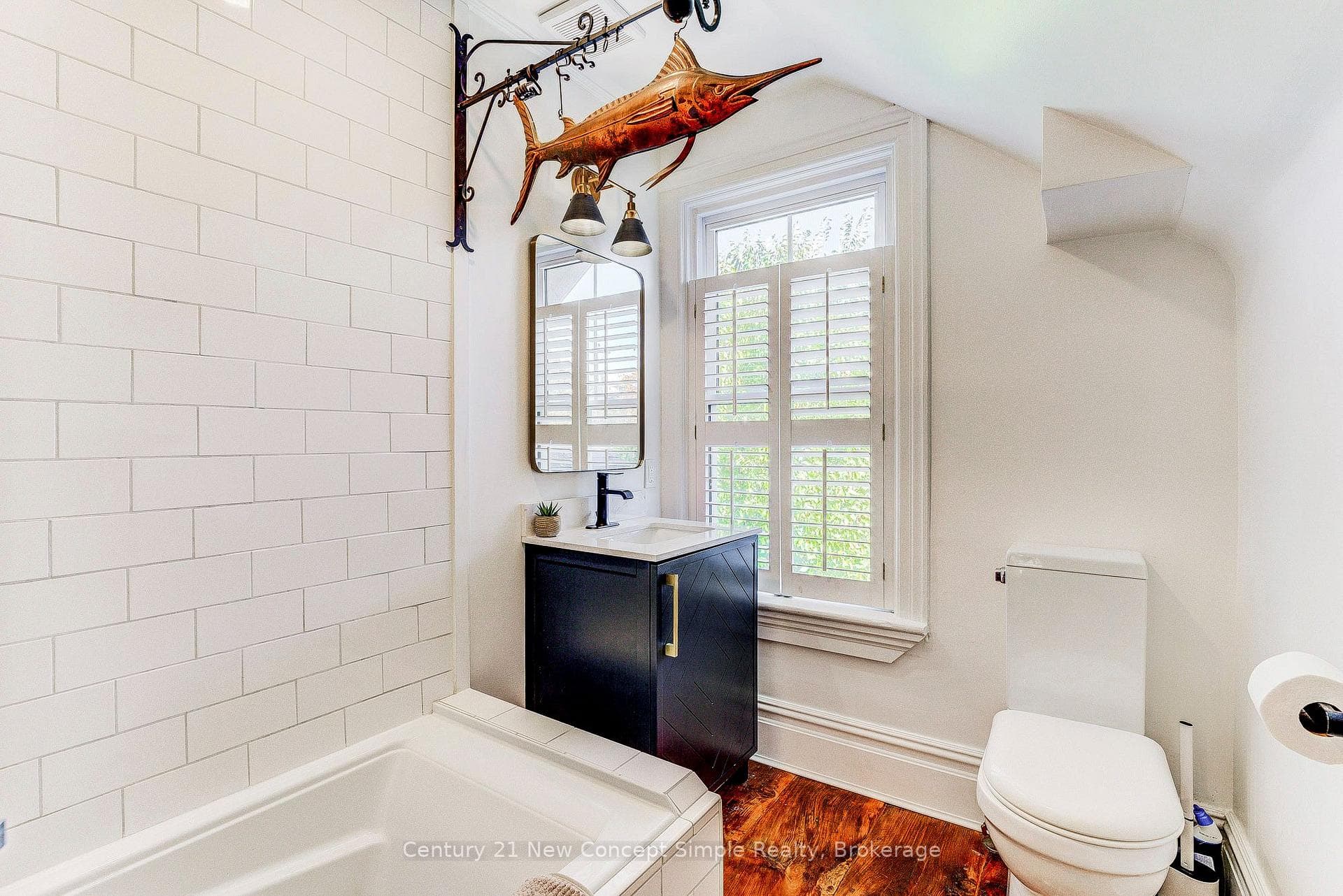 56 Machell Avenue photo 24