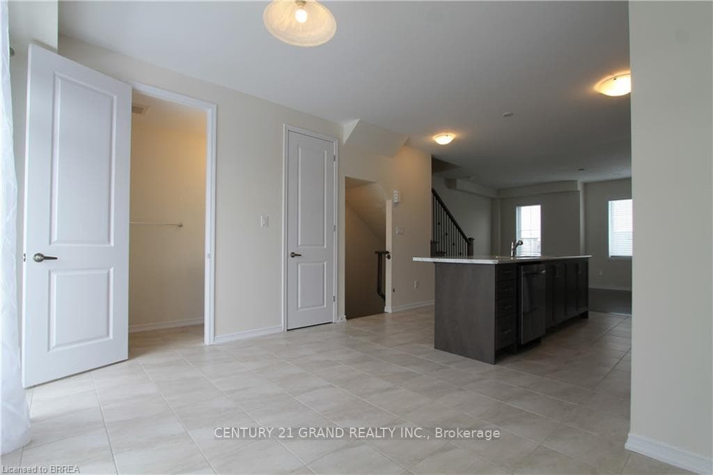 43 HOLDER Drive photo 10