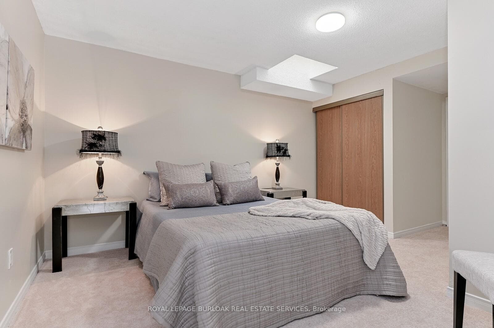 895 Maple Avenue Unit 212 photo 18