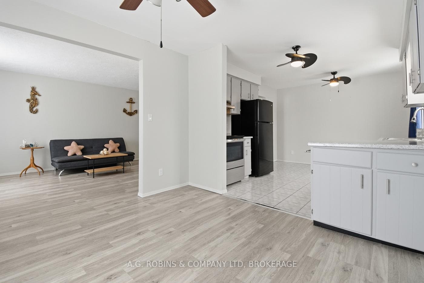 386 Daytona Drive photo 10