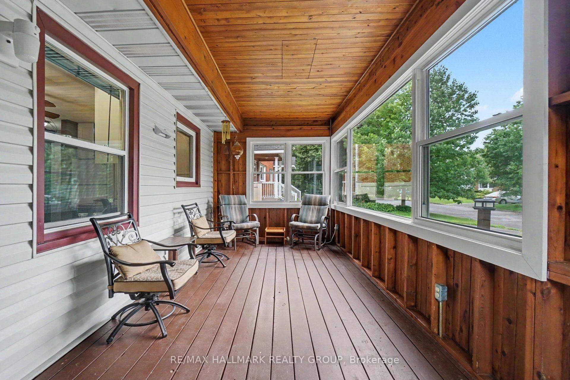 1839 Hutton Avenue photo 12