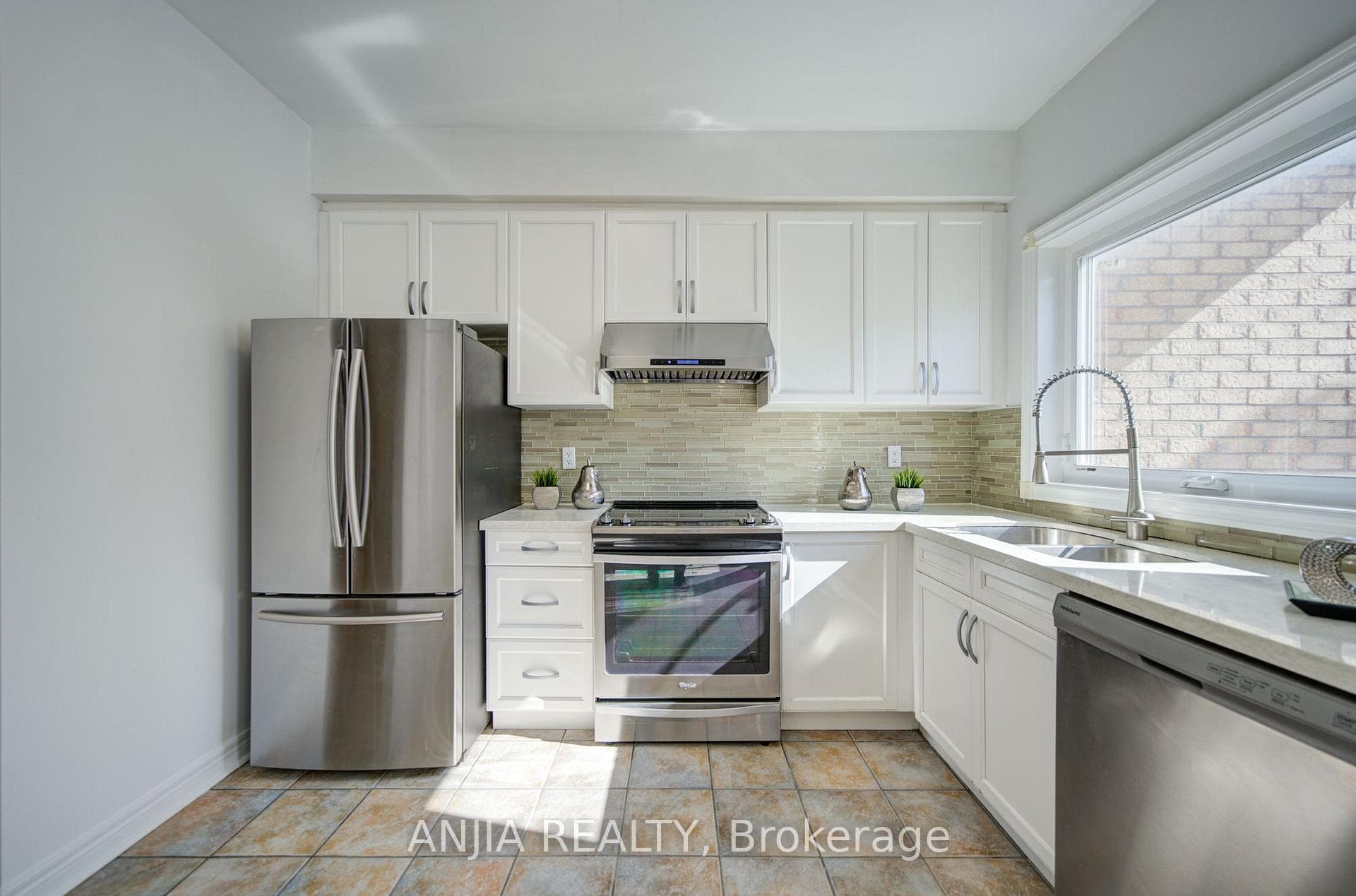 44 Pond Drive photo 13
