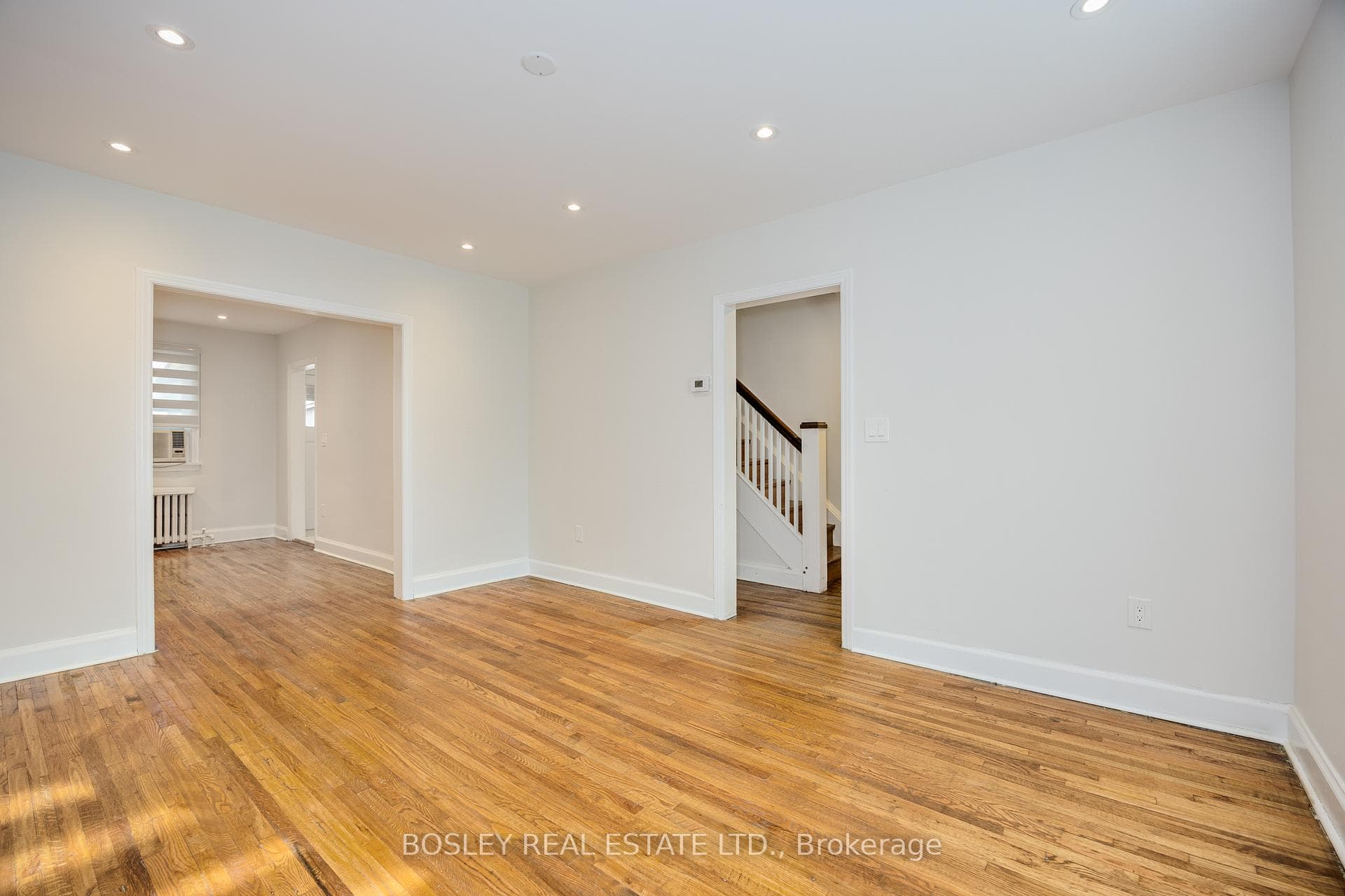 382 Merton Street photo 6