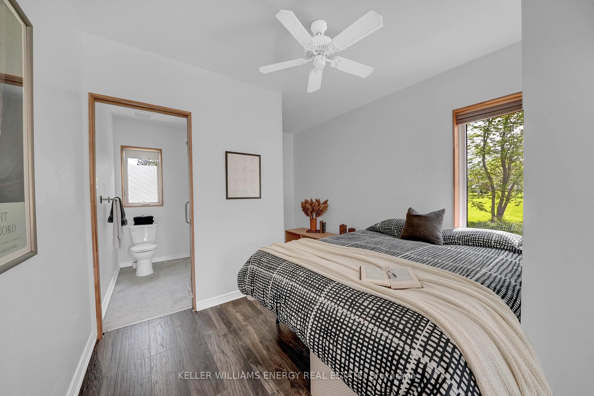 326 Cressy Bayside Road photo 37