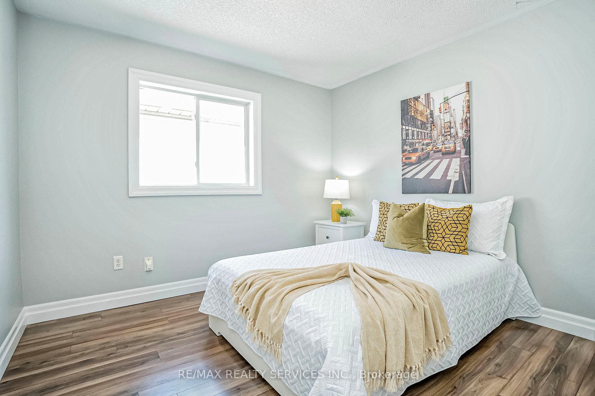 129 Russell Street photo 27