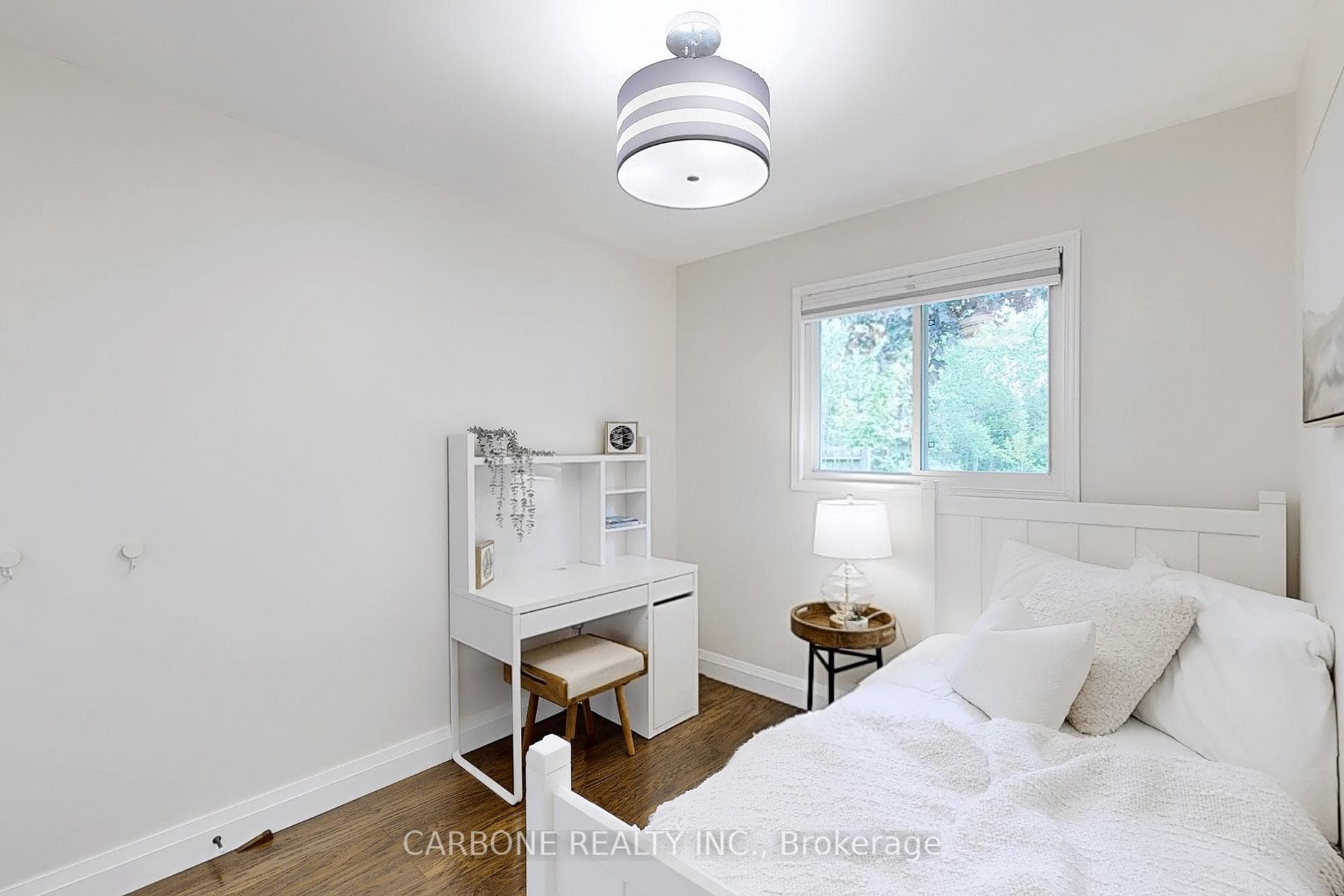 62 Valerie Court photo 21