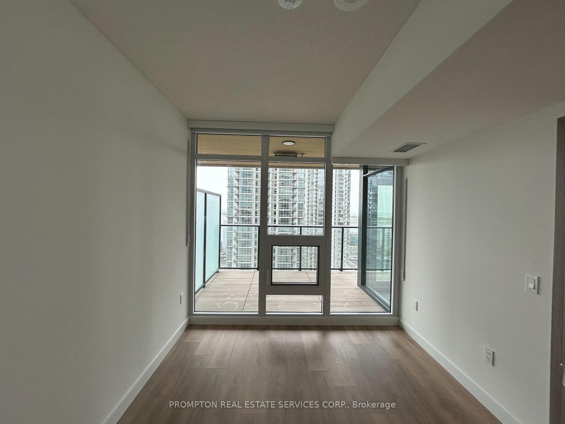 1 Concord Cityplace Way Unit 2209 photo 14