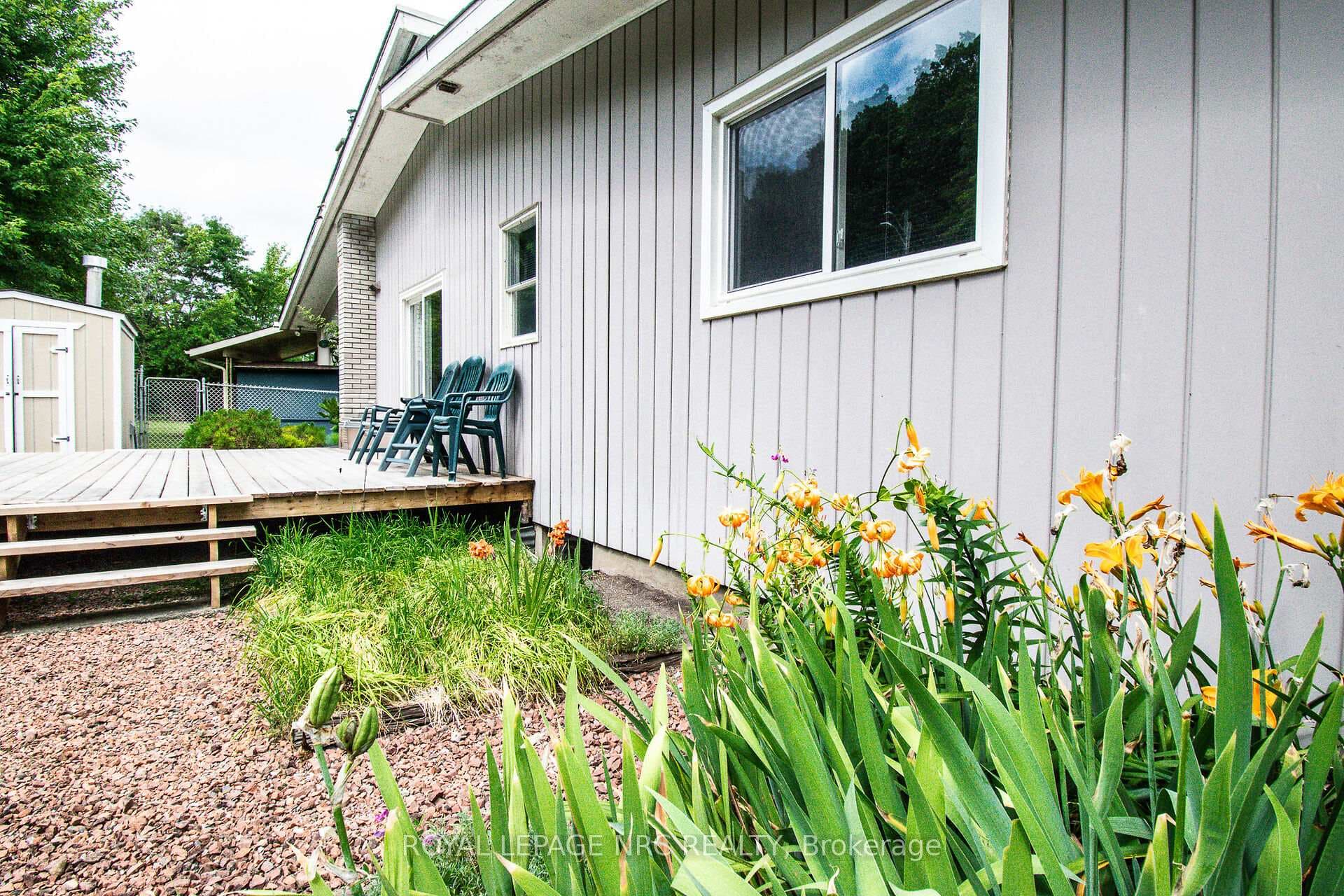 128 Woodside Drive photo 41