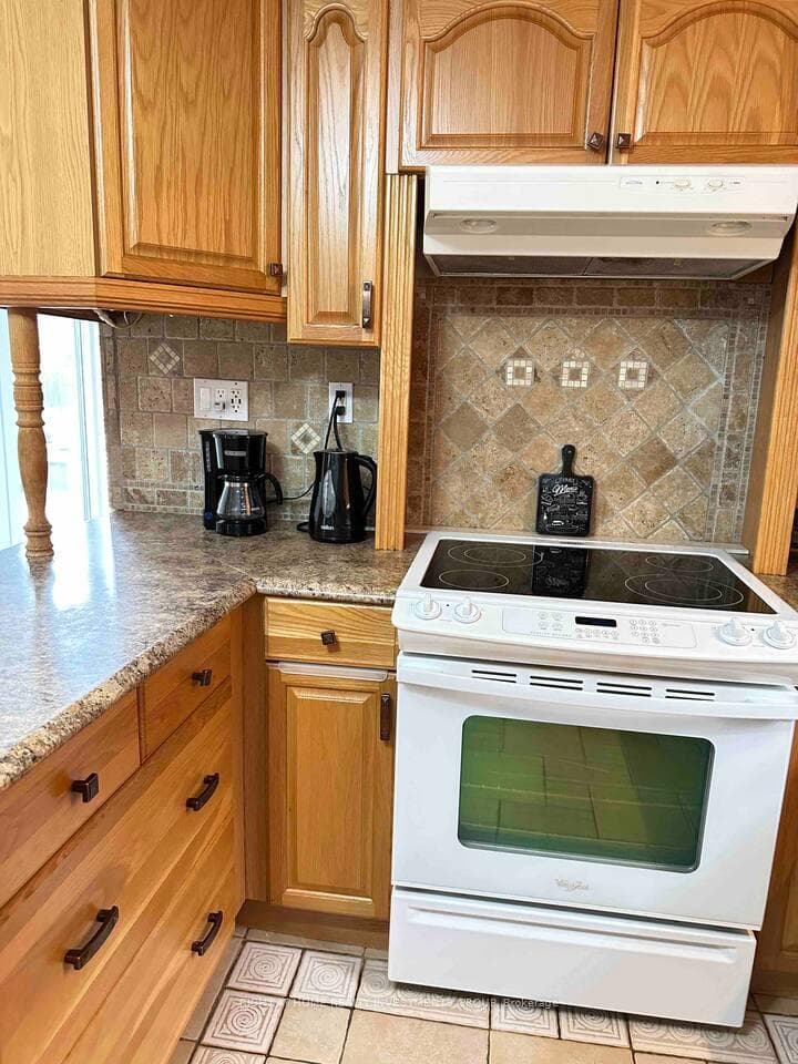 338 Little Avenue photo 38