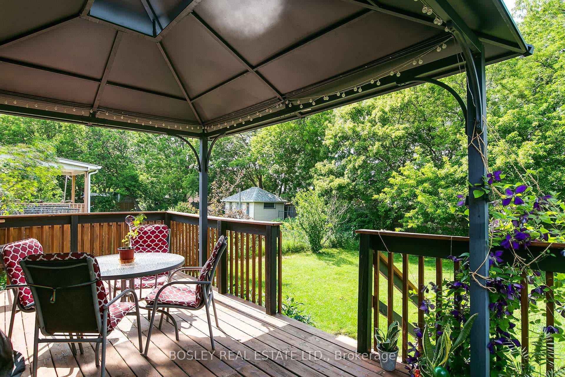 251 Ellington Drive photo 42