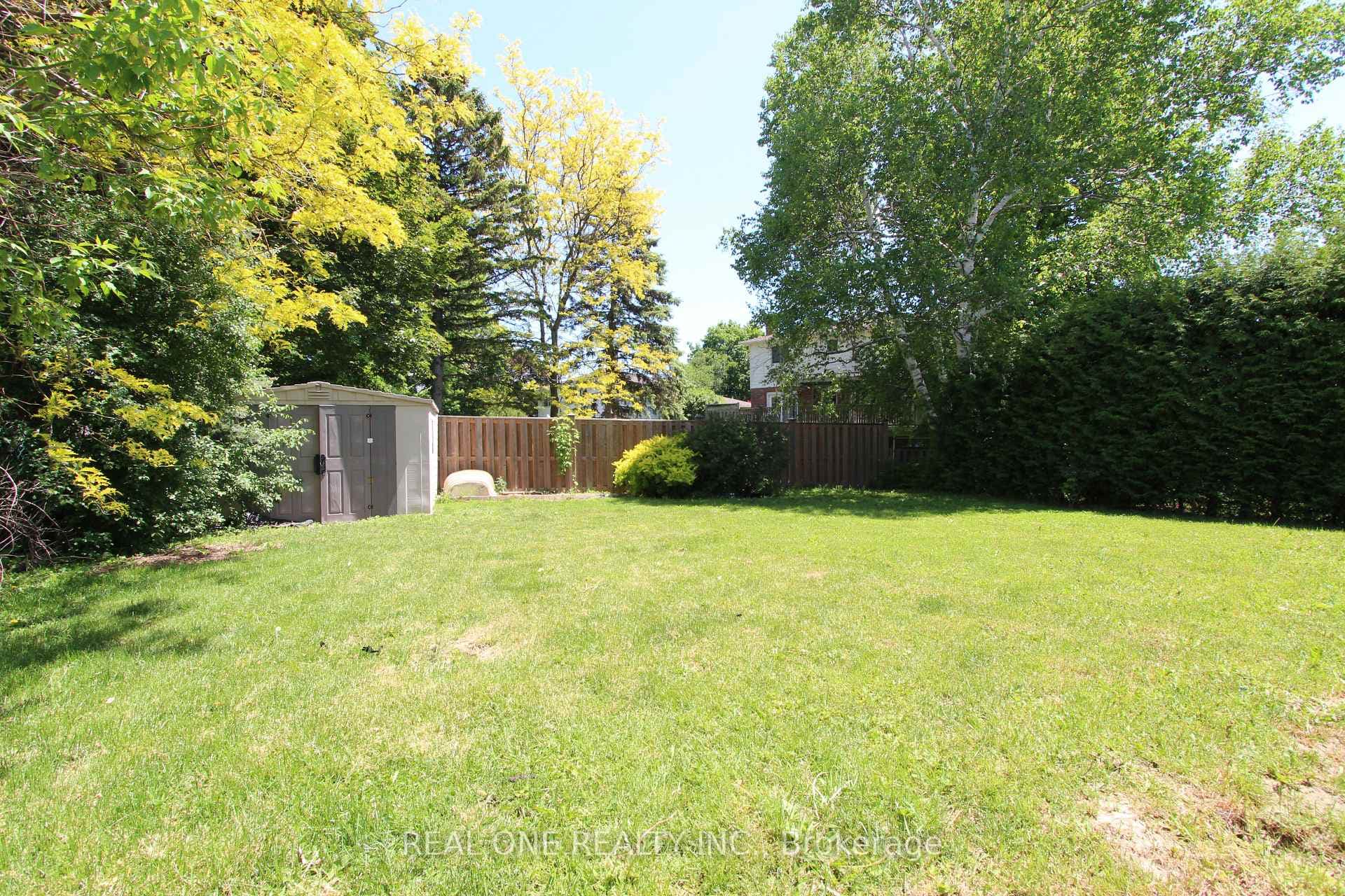 25 Bigwin Drive photo 30