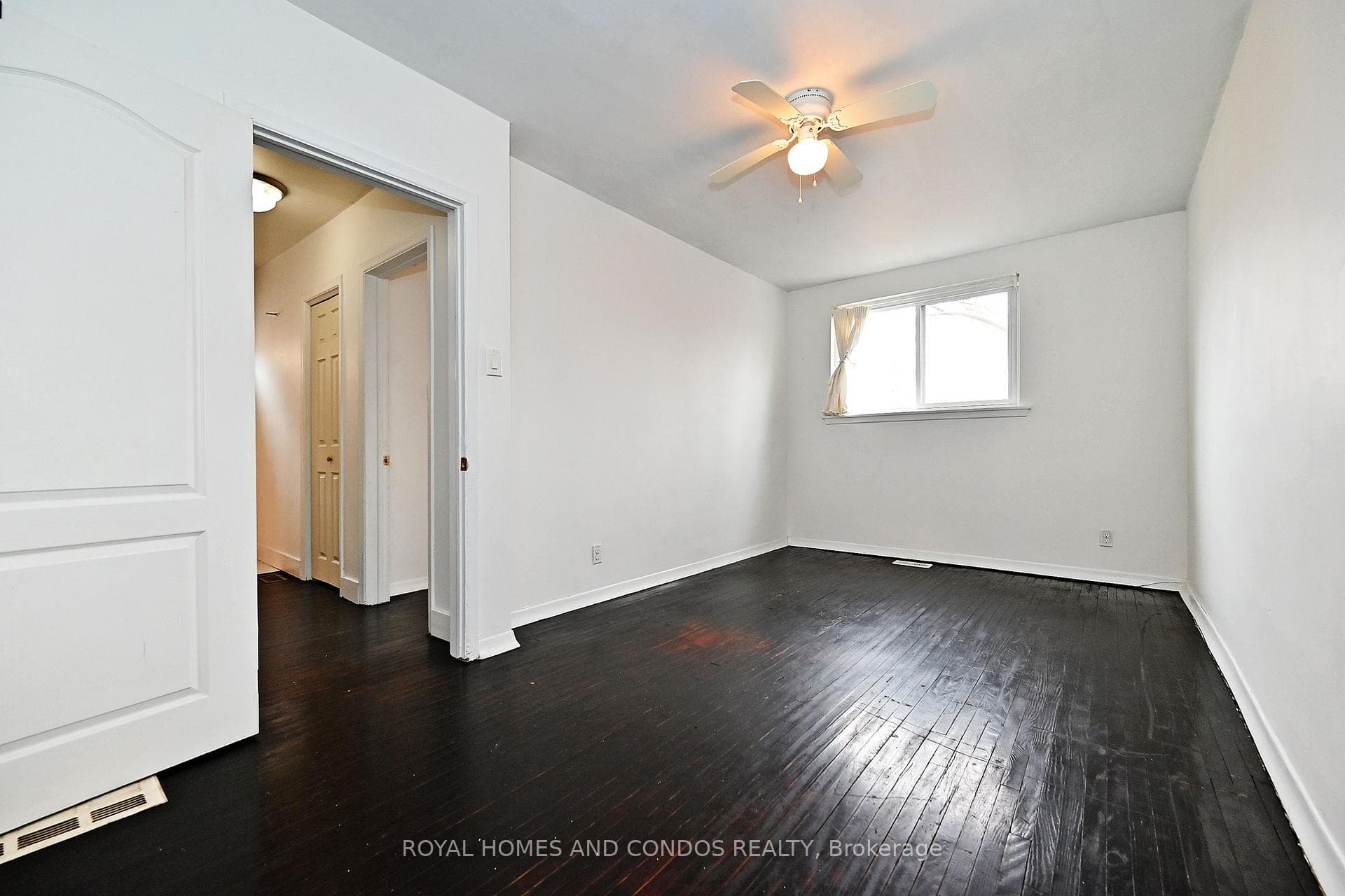 40 Pender Crescent Unit Lower photo 22