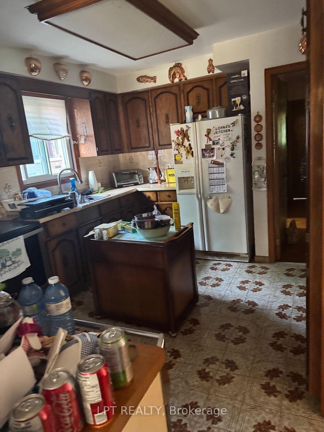 43 Sunset Avenue photo 5
