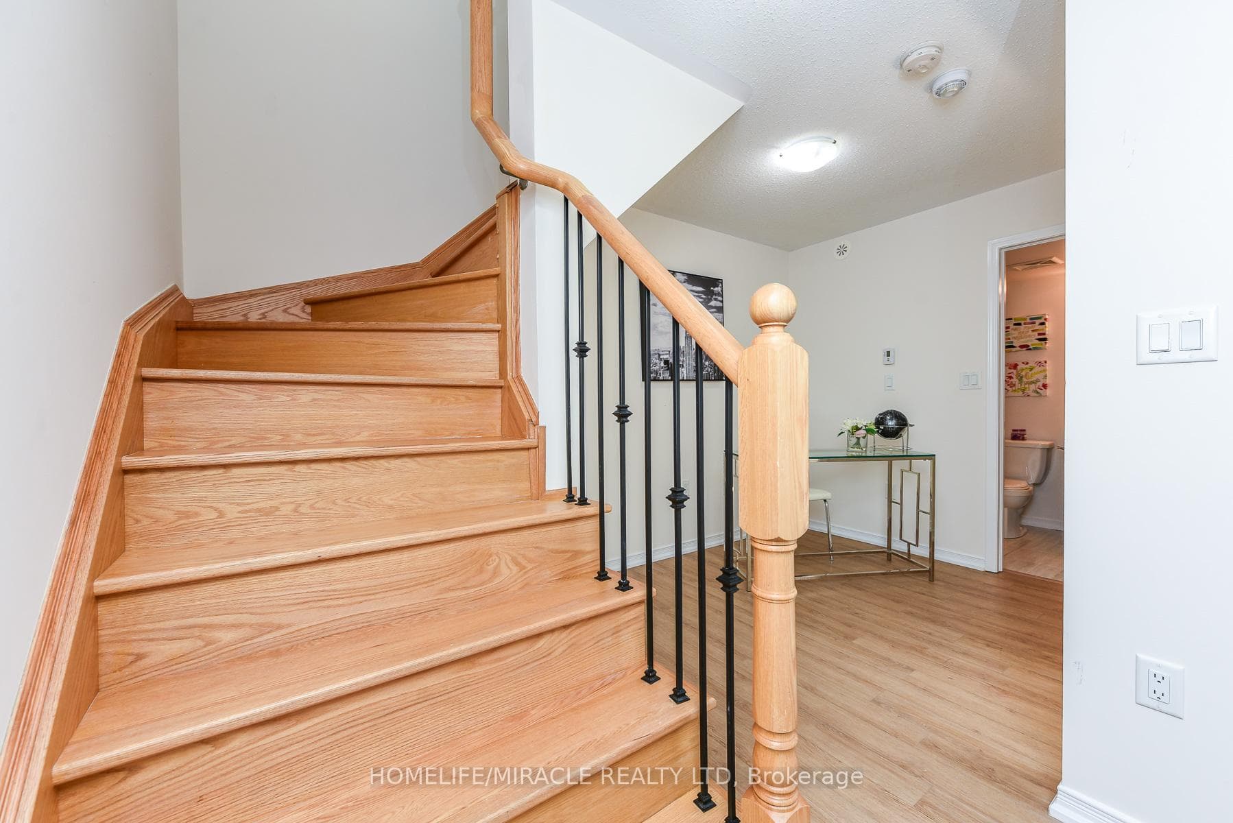 32 Fieldway Road Unit 122 photo 23