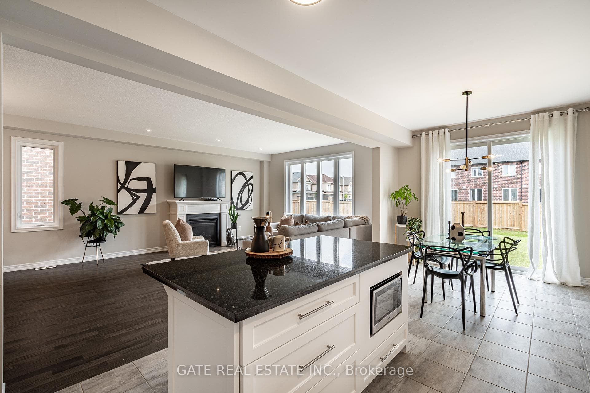 58 Robertson Road photo 16