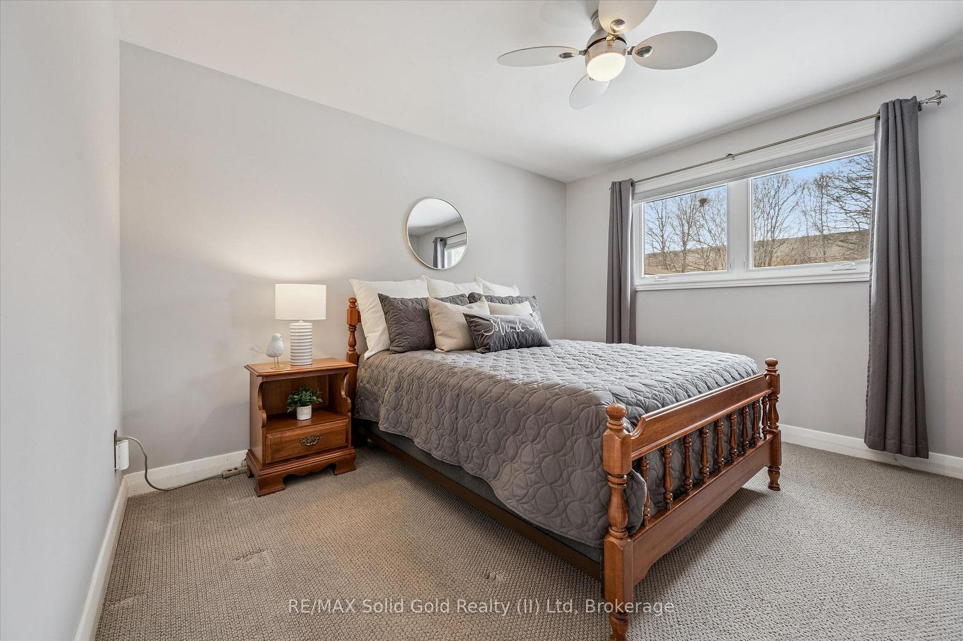 390 Dumfries Avenue photo 17