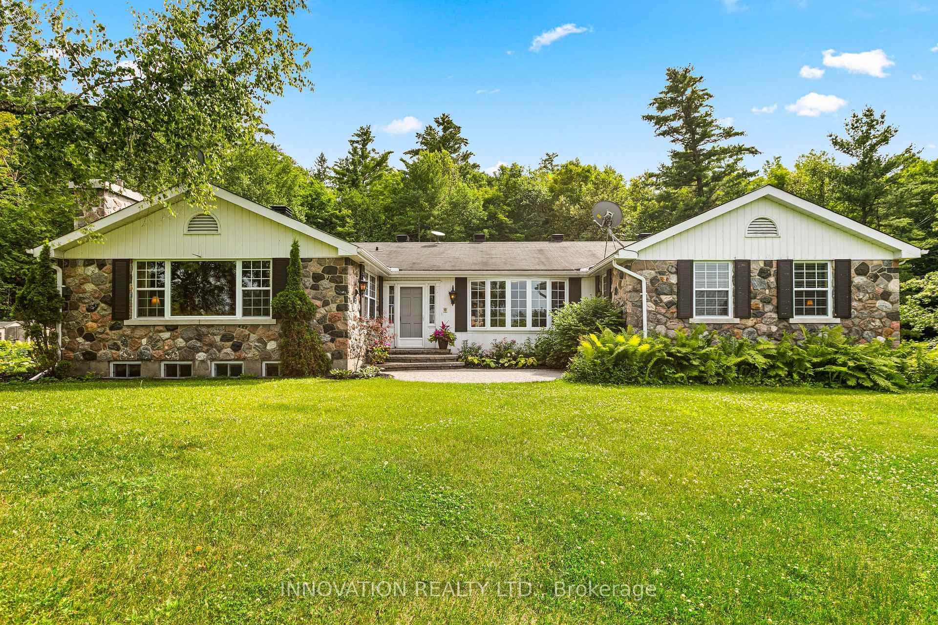 5463 Torbolton Ridge Road photo 4