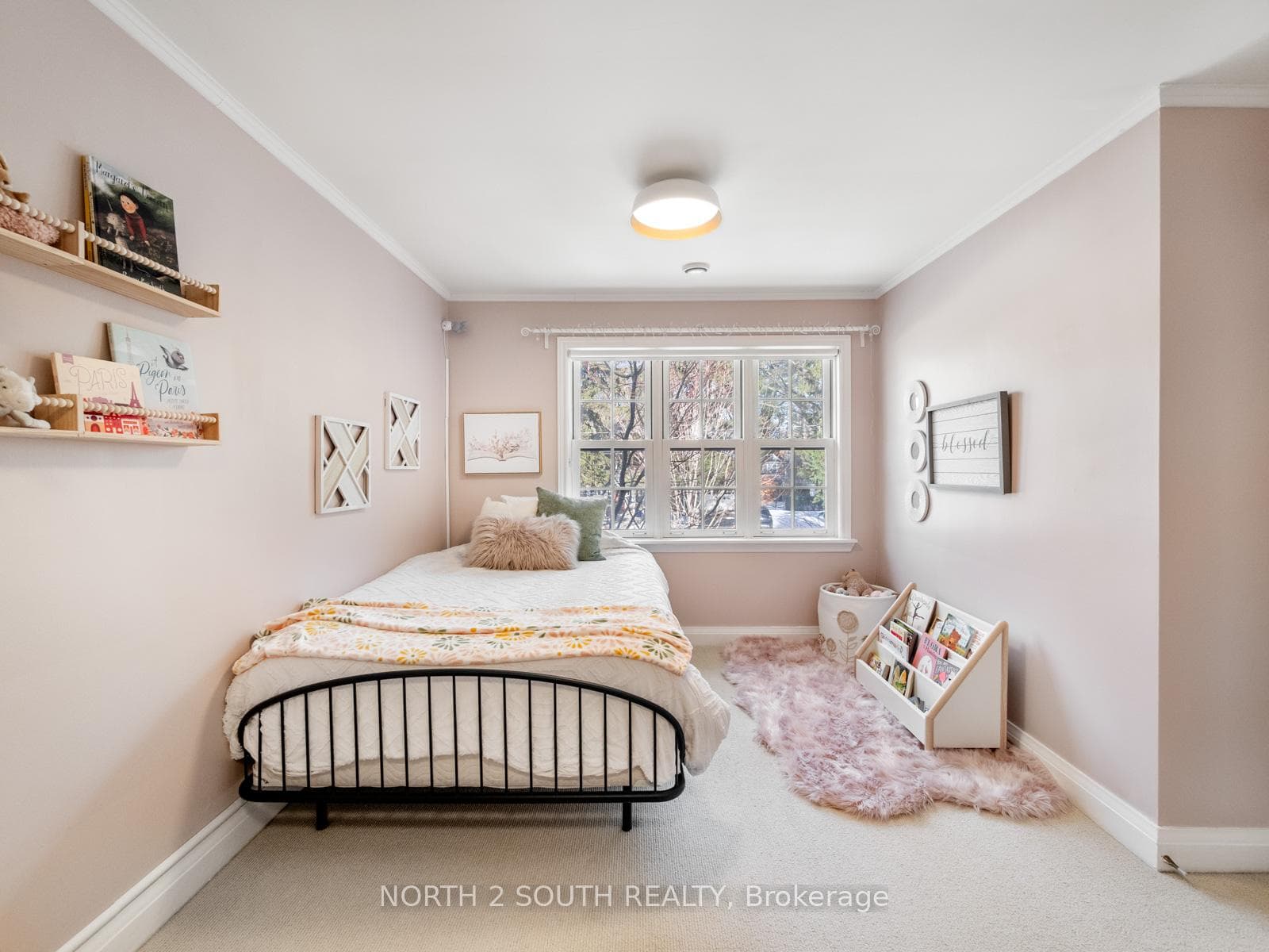 298 Douglas Avenue photo 31