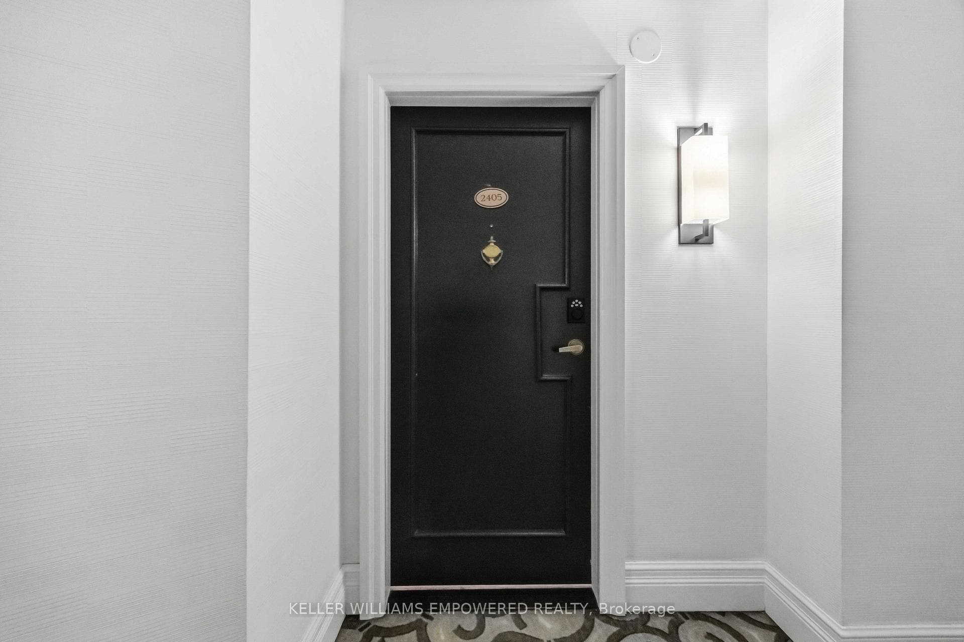 2010 Islington Avenue Unit 2405 photo 2