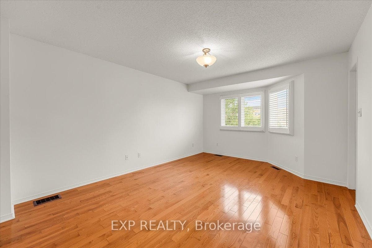 2260 Arbourview Drive photo 16